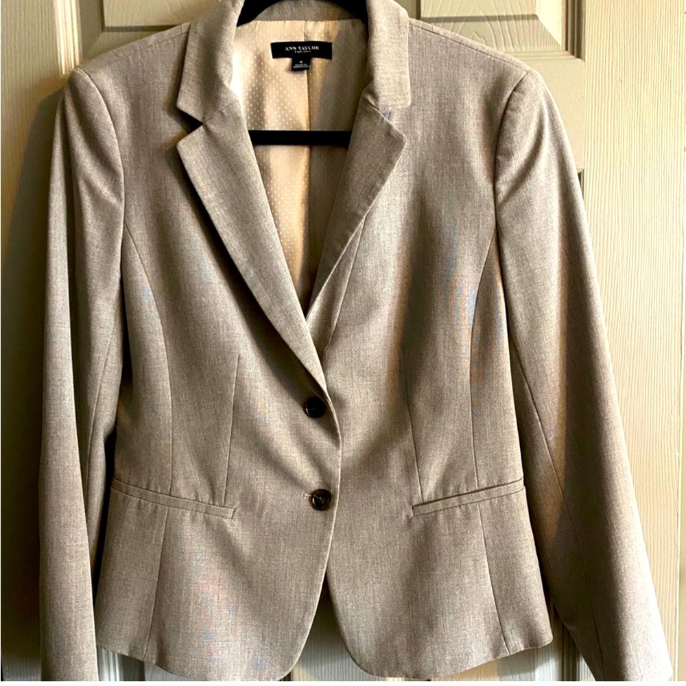 Ann Taylor grey taupe suit blazer size 6